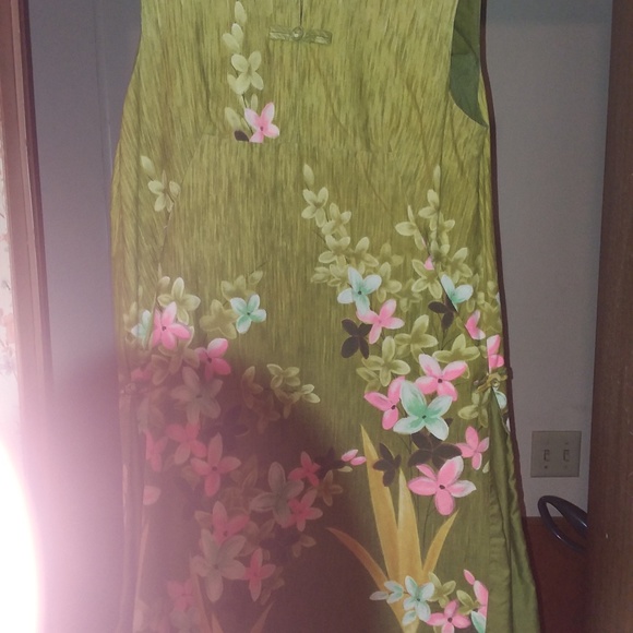 womens dress - Picture 2 of 3